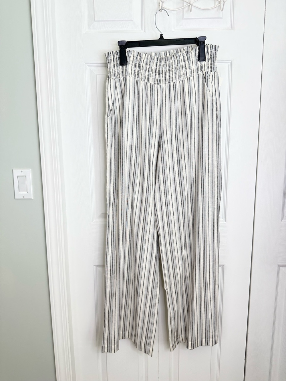 Love Tree Linen Blend Wide Leg Pants Size L Black White Stripe Smocked Waist new